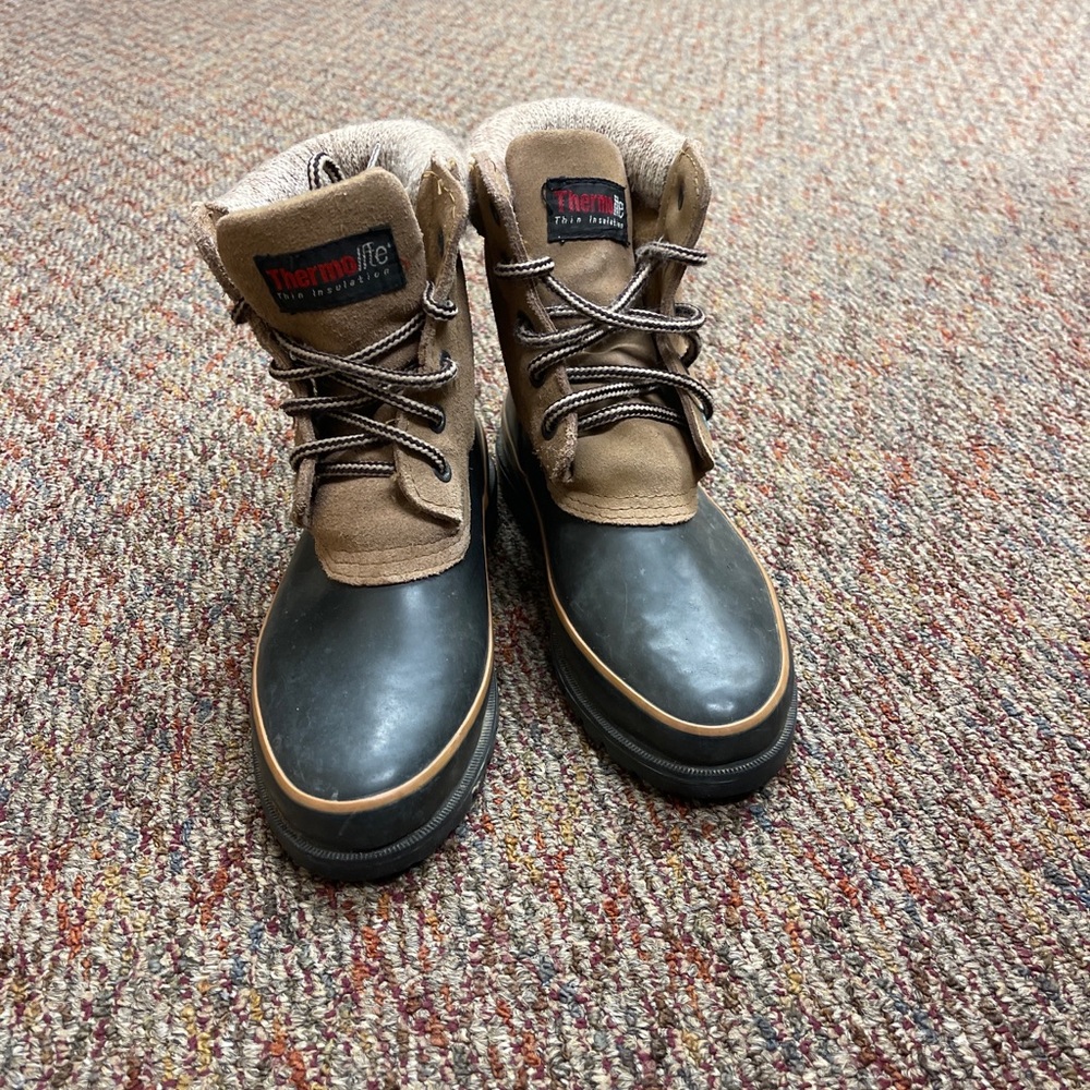 Thermolite thin insolation boots